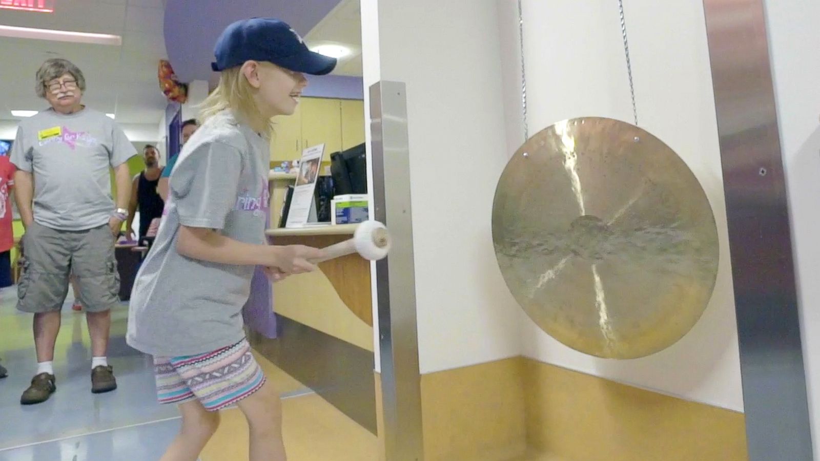 PHOTO: Patients in the Radiation Oncology Department at UPMC Children's Hospital of Pittsburgh celebrate the end of their treatment by striking a gong.