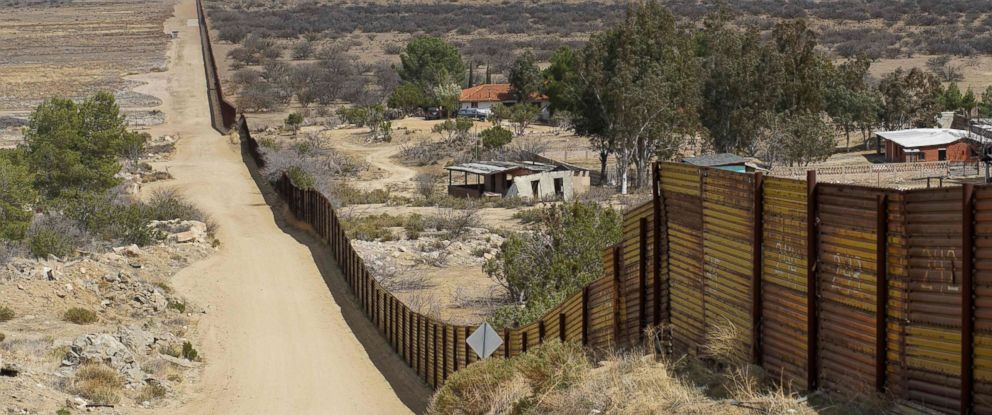 PHOTO: Houses are seen on the Mexican side of the U.S.-Mexico border fence on April 6, 2018 in Jacumba, Calif.