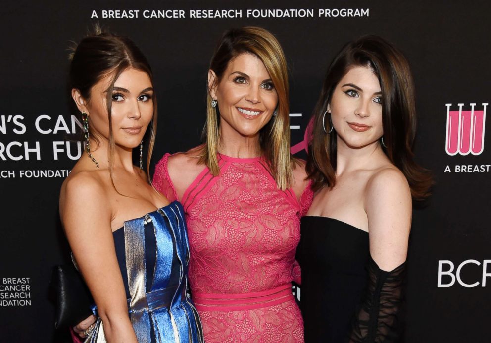 PHOTO: Actress Lori Loughlin poses with her daughters Olivia Jade Giannulli and Isabella Rose Giannulli at the 2019 "An Unforgettable Evening" in Beverly Hills, Calif., Feb. 28, 2019.