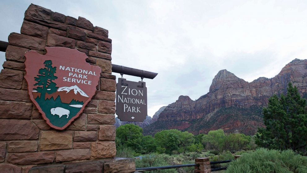 PHOTO: In this Sept. 15, 2015 file photo the sign to Zion National Park near Springdale, Utah is seen.