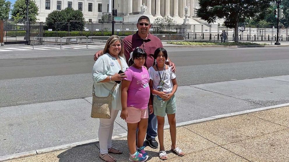 PHOTO: Gonzales family in Washington D.C.