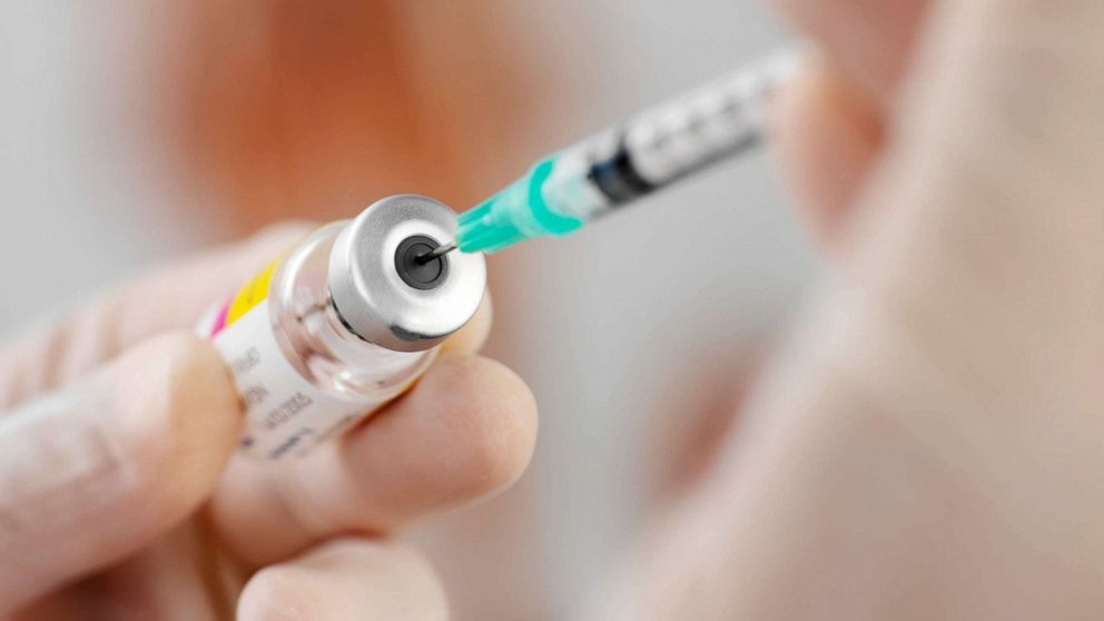 A measles outbreak has prompted officials of the Seattle Public Schools to take the drastic action of ordering thousands of students to get vaccinated immediately.