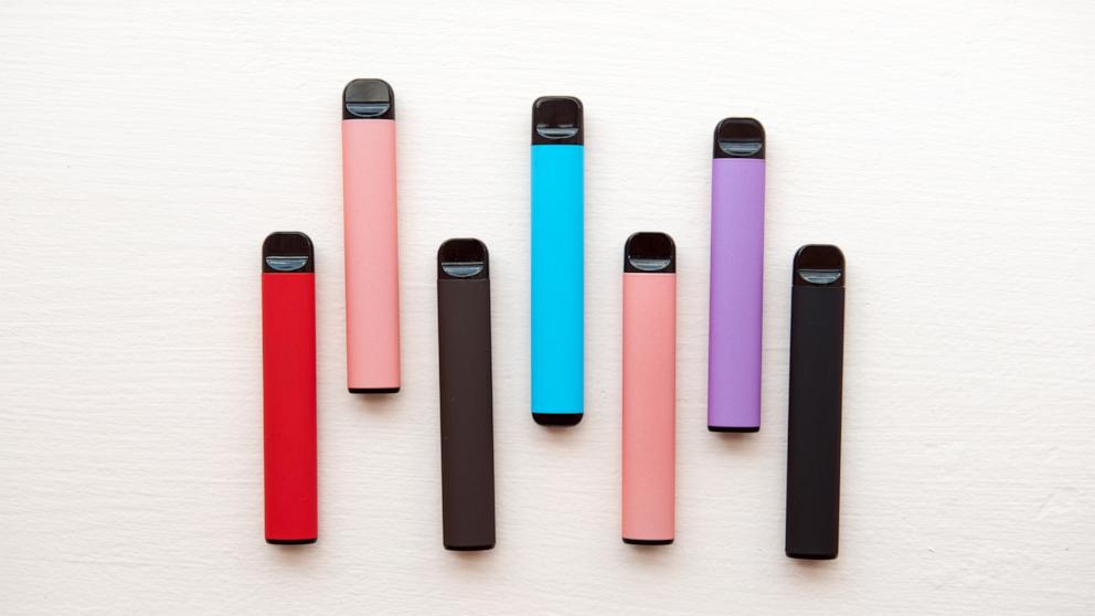 E-cigarette purchases frequently bypass age and shipping laws, study shows