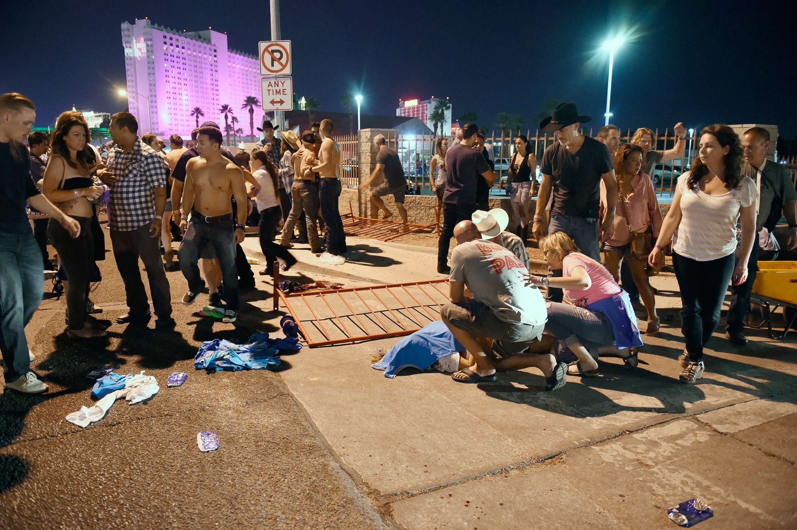 Black vans 2025 at vegas shooting