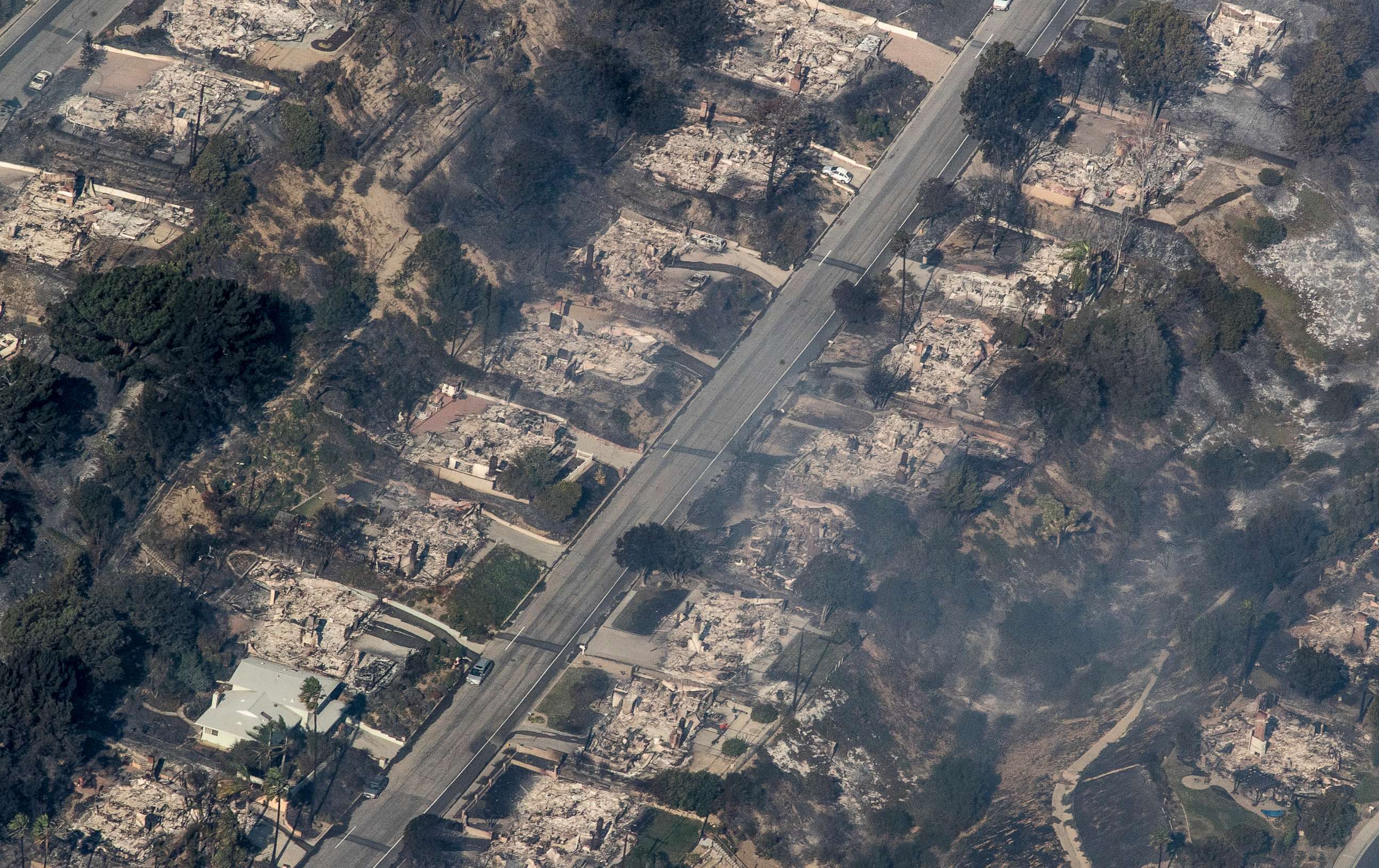 PHOTO: Homes burned to the ground in view of the Thomas fire from a helicopter in Ventura County, Dec. 5, 2017, Ventura, Calif. 