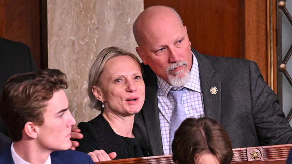 PHOTO: Rep. Victoria Spartz and Rep. Chip Roy confer during the first session of the 119th Congress, ahead of the vote for Speaker of the House in the House Chamber at the Capitol in Washington, Jan. 3, 2025.