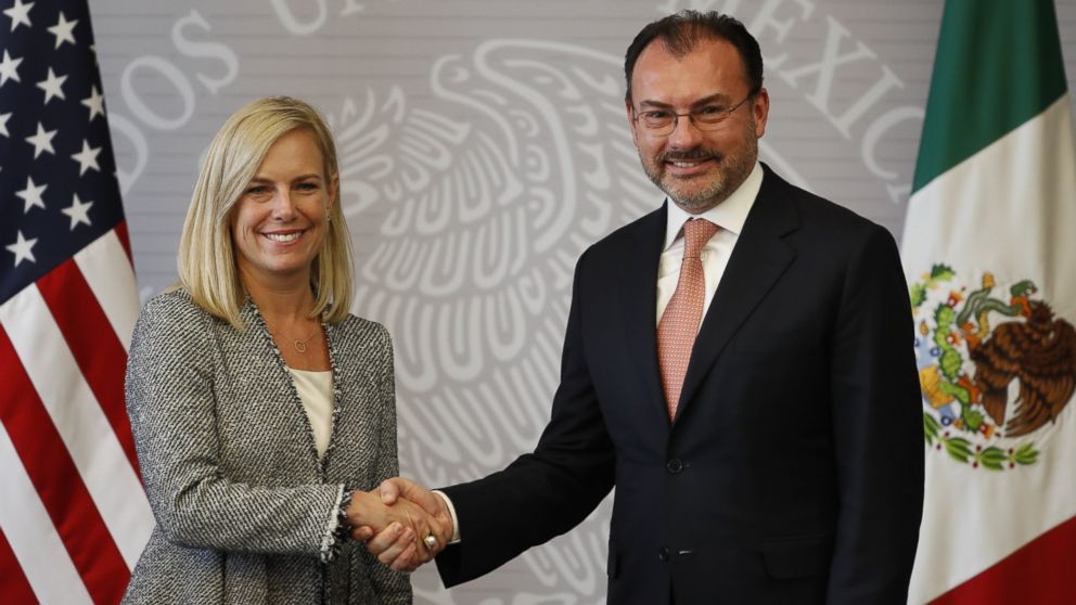 U.S. Secretary of Homeland Security Kirstjen Nielsen, left, shakes hands with Mexico's Secretary of Foreign Affairs Luis Videgaray during a photo opportunity at their joint press conference in Mexico City, Monday, March 26, 2018.