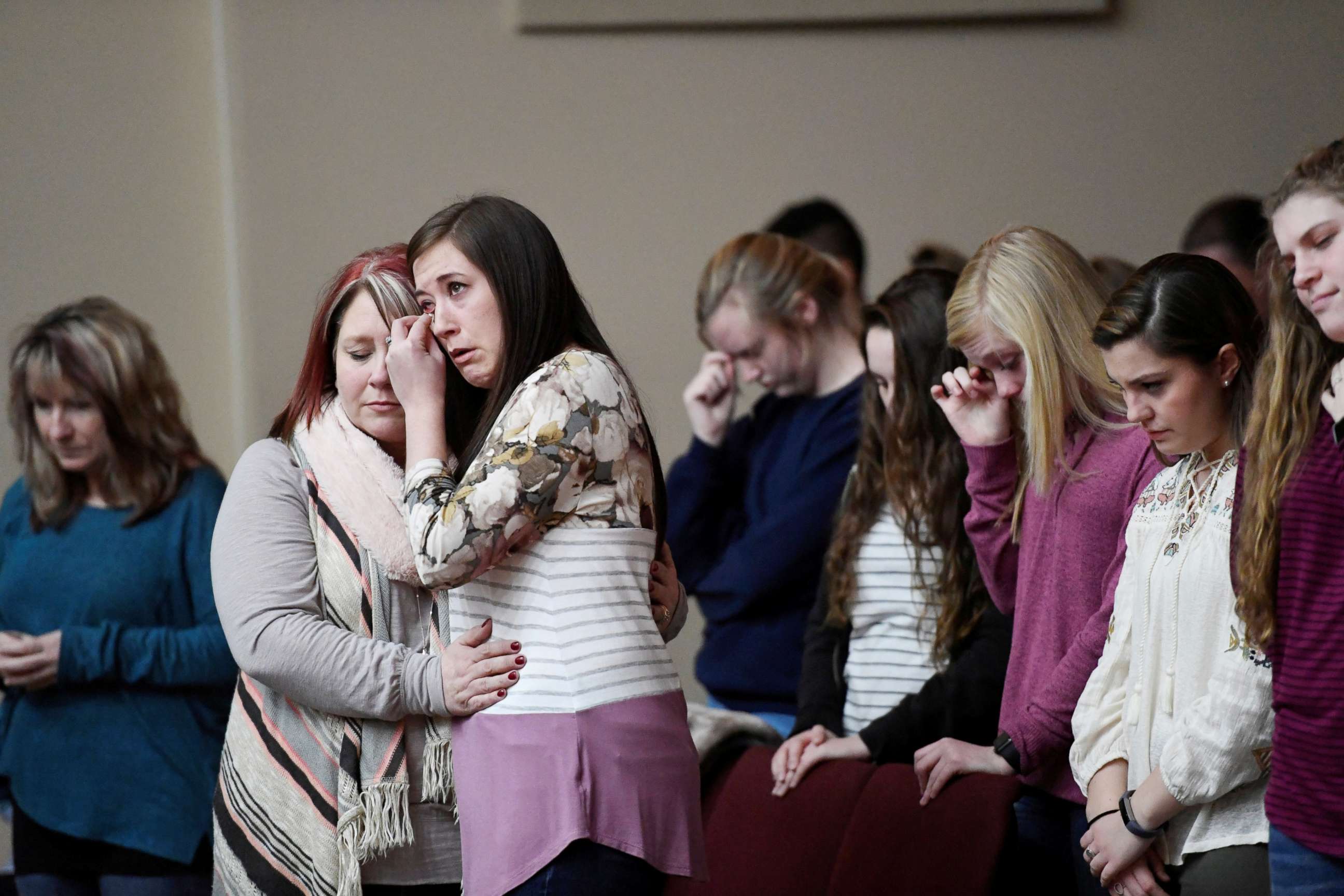 PHOTO: Students attend a prayer vigil for students killed and injured at Marshall County High School, at Life in Christ Church in Marion, Ky., Jan. 23, 2018.  