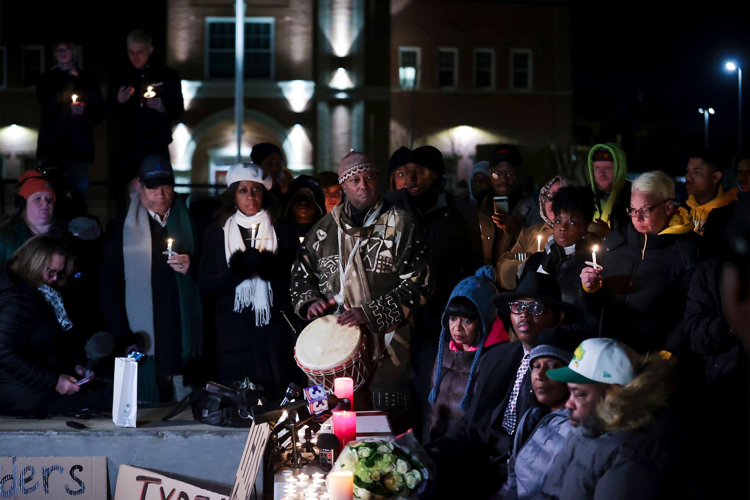 PHOTO: People attend a candlelight vigil for Tyre Nichols in Memphis, Tenn., Jan. 26, 2023.