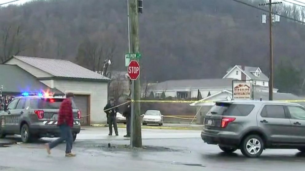 PHOTO: Scene of a shooting at a Pennsylvania car wash in Melcroft, Pa., Jan. 28, 2018.