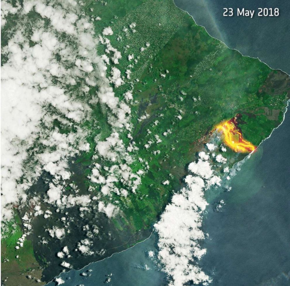 PHOTO: Copernicus Sentinel-2 images from 23 May and 7 June 2018 show changes in lava flow from the Kilauea volcano on Hawaii’s Big Island. 