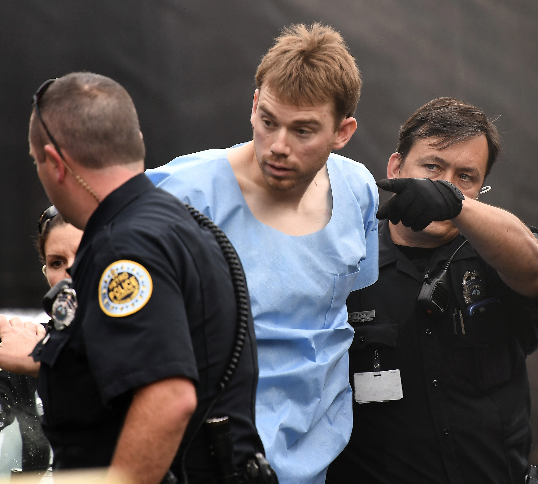 PHOTO: Law enforcement personnel escort accused Waffle House gunman Travis Reinking into booking at Hill Detention Center in Nashville, Tenn., April 23, 2018.