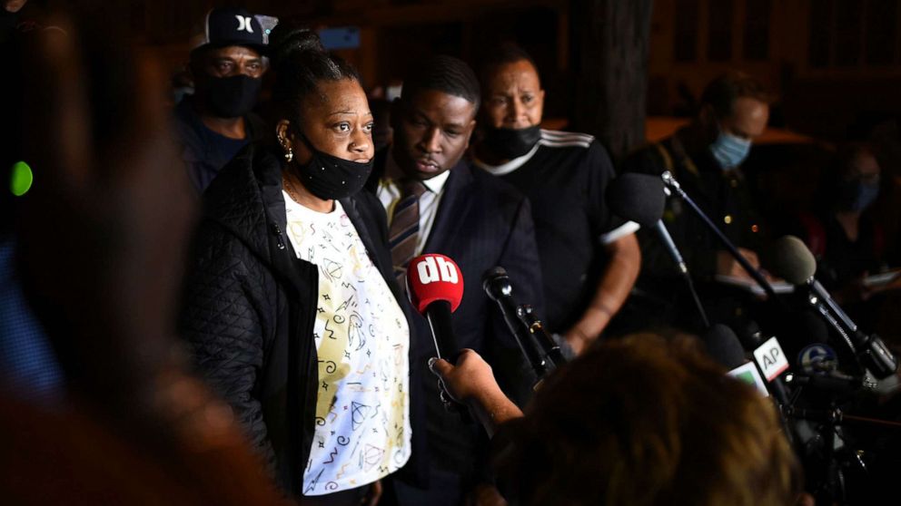PHOTO: Walter Wallace, Jr.'s mother speaks to the press on Oct. 27, 2020 in Philadelphia, about the police killing of her son the previous day. Protesters gathered for a march over the death of Wallace.
