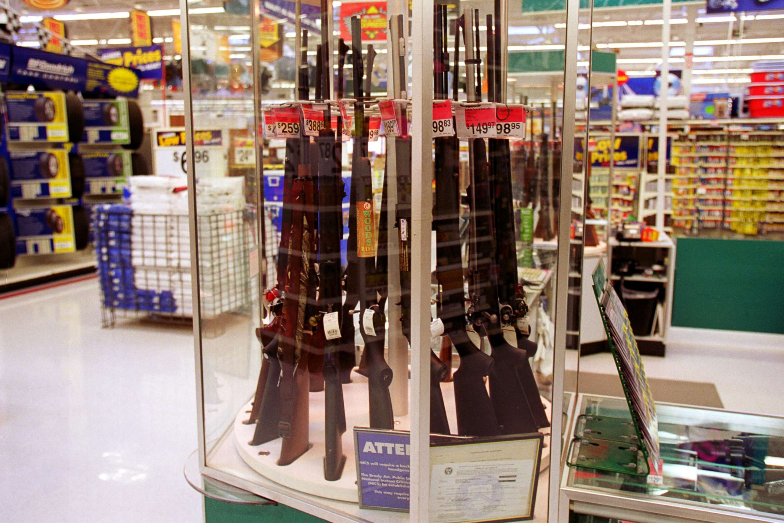 PHOTO: Guns for sale at a Wal-Mart, July 19, 2000.