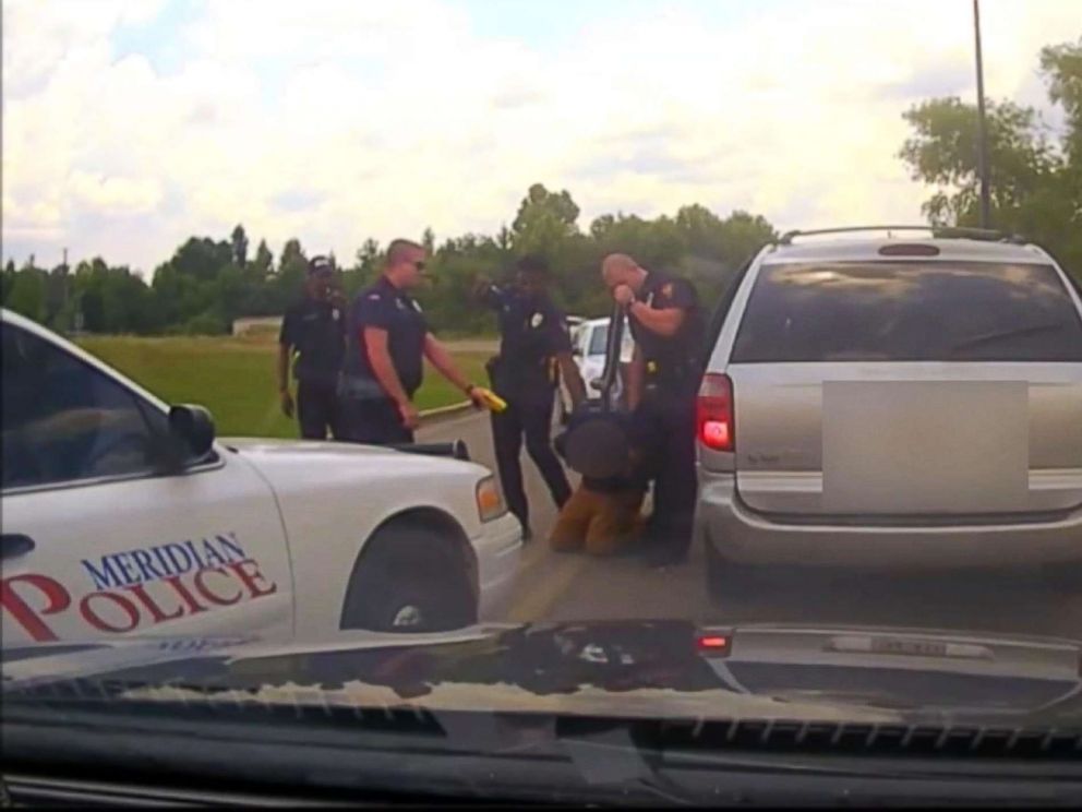 Dashcam Footage Shows Mississippi Police Officer Firing Stun Gun At Handcuffed Suspect Abc News 8638