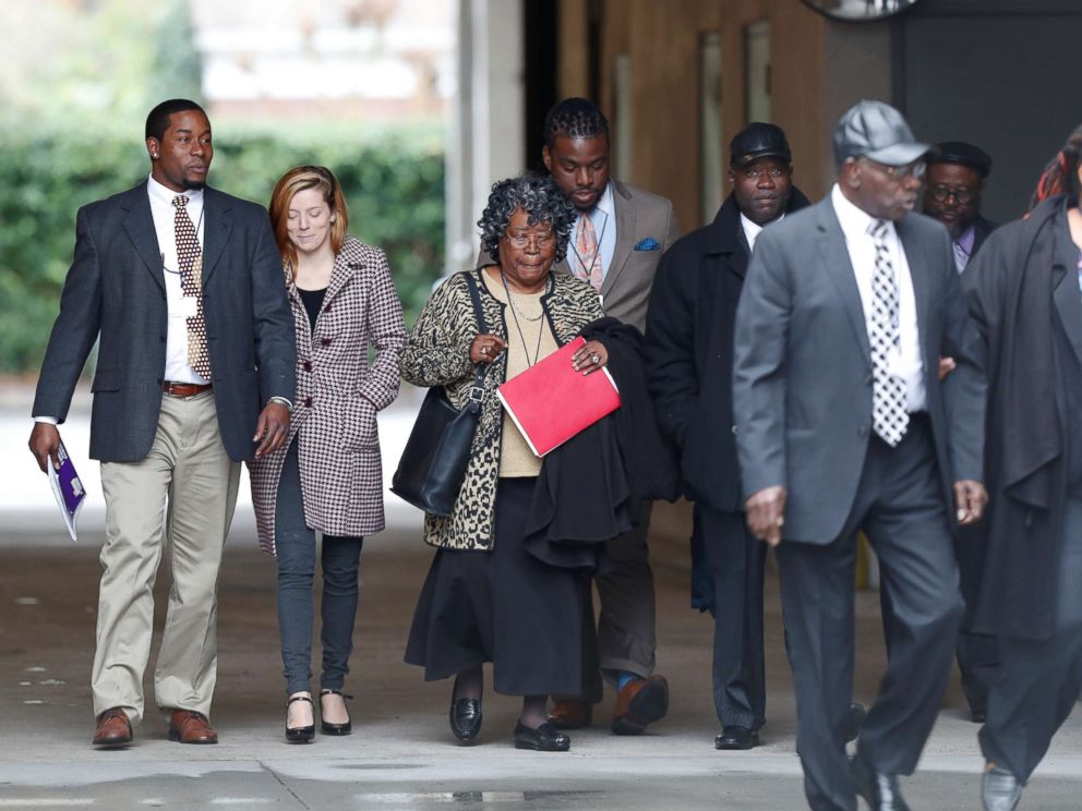 PHOTO: The family of Walter Scott arrives at the Charleston federal court house building for the 4th day of testimony during the sentencing hearing for former North Charleston police officer Michael Slager in Charleston, S.C, Dec. 7, 2017.