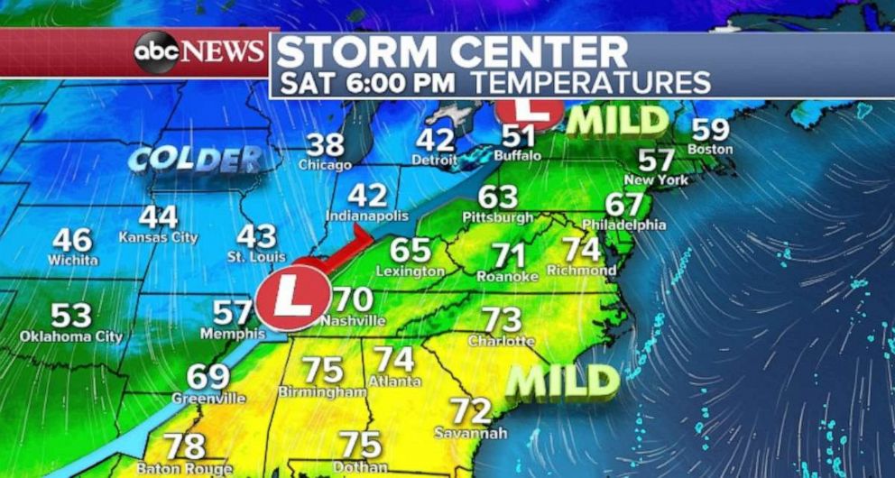PHOTO: Temperatures on the East Coast will be mild ahead of the storm front.