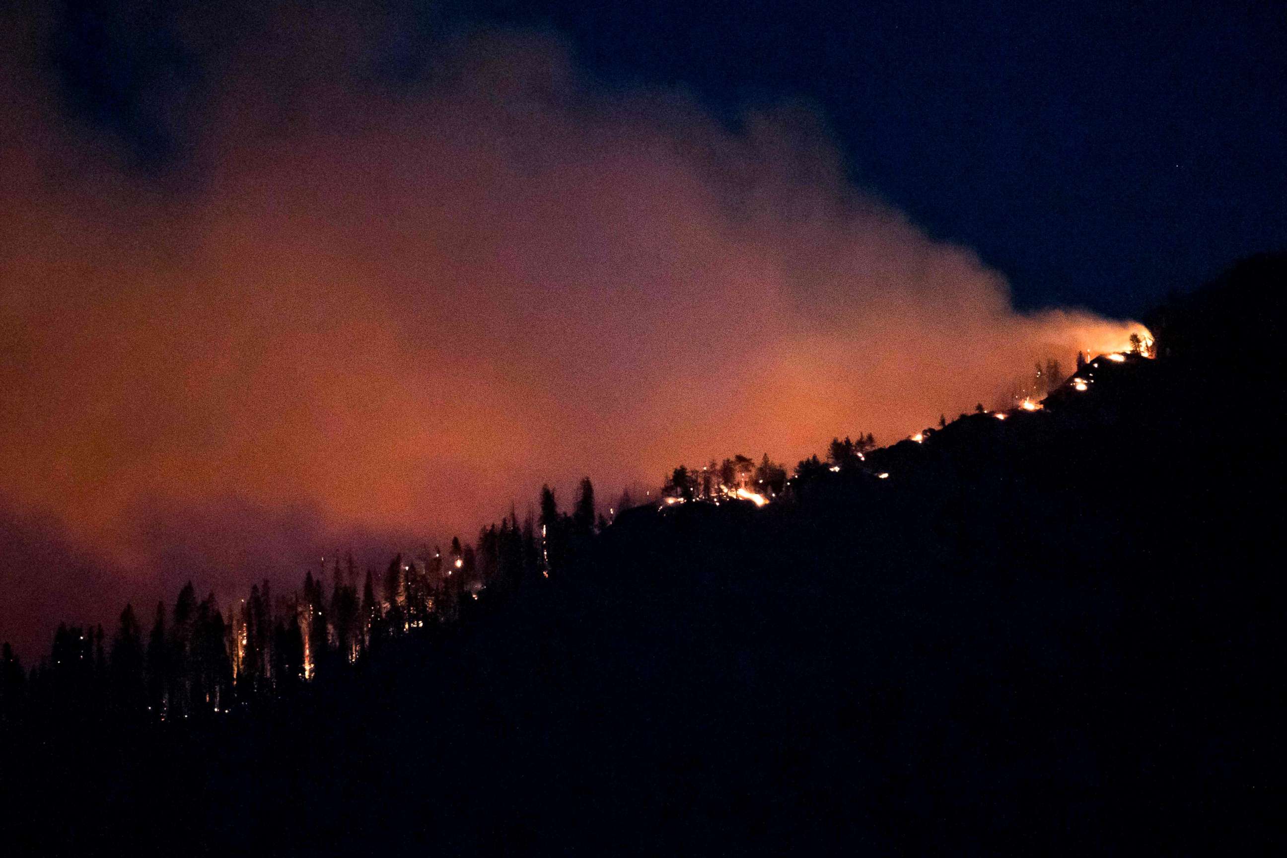 PHOTO: TThe Washburn Fire burns in Yosemite National Park, California, July 12, 2022.