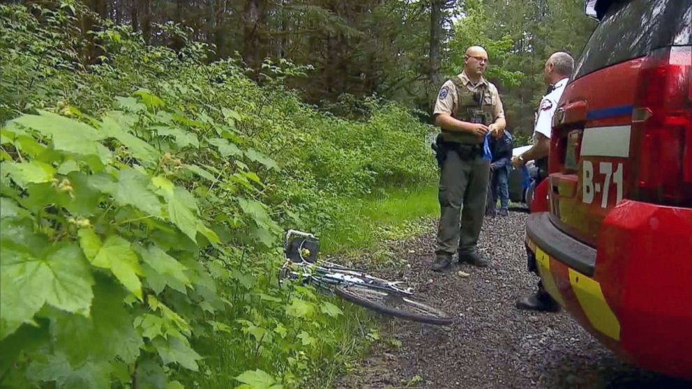 PHOTO: Washington Fish and Wildlife officials suspect this cougar, who they described as "emaciated,"  attacked as pair of mountain bikers in the Cascade Mountain foothills east of Seattle on Saturday, killing one and severely injuring another.