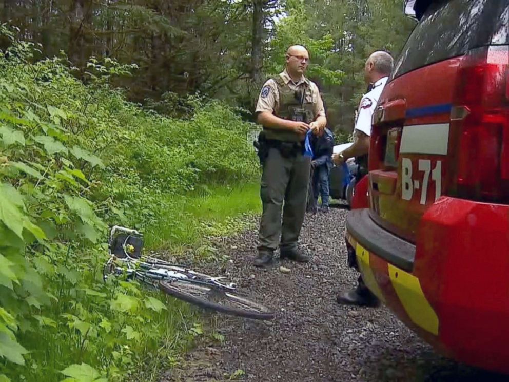 PHOTO: Washington Fish and Wildlife officials suspect this cougar, who they described as emaciated, attacked as pair of mountain bikers in the Cascade Mountain foothills east of Seattle on Saturday, killing one and severely injuring another.
