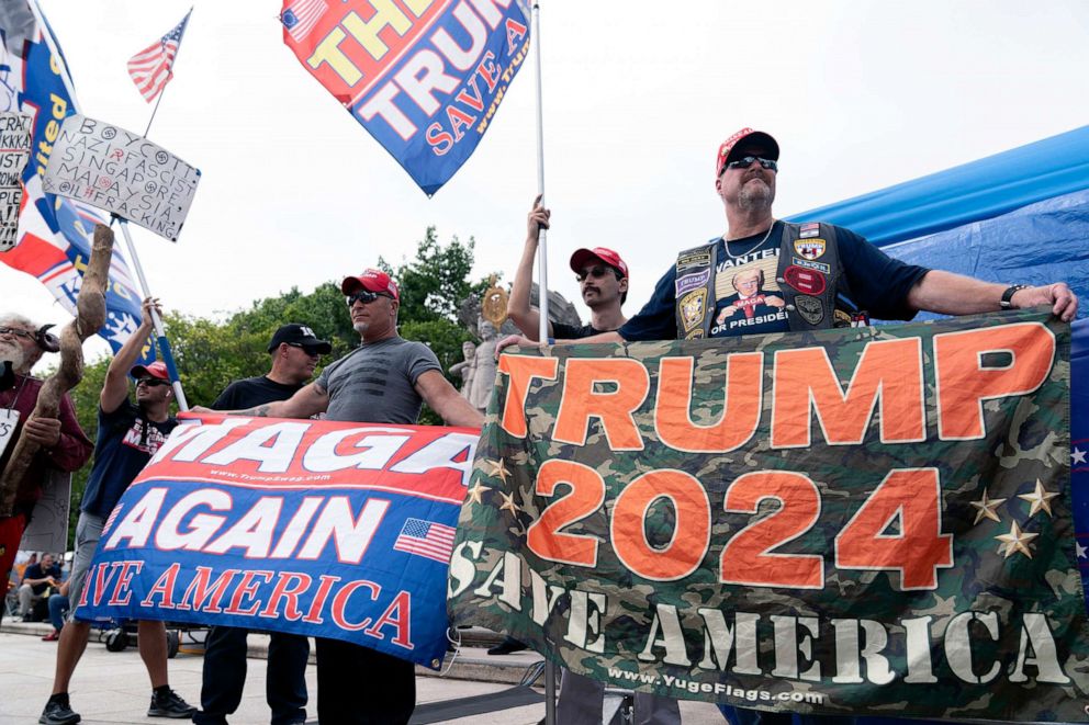PHOTO: Supporters of former President Donald Trump rally outside the E. Barrett Prettyman Federal Courthouse, Aug. 3, 2023, in Washington.