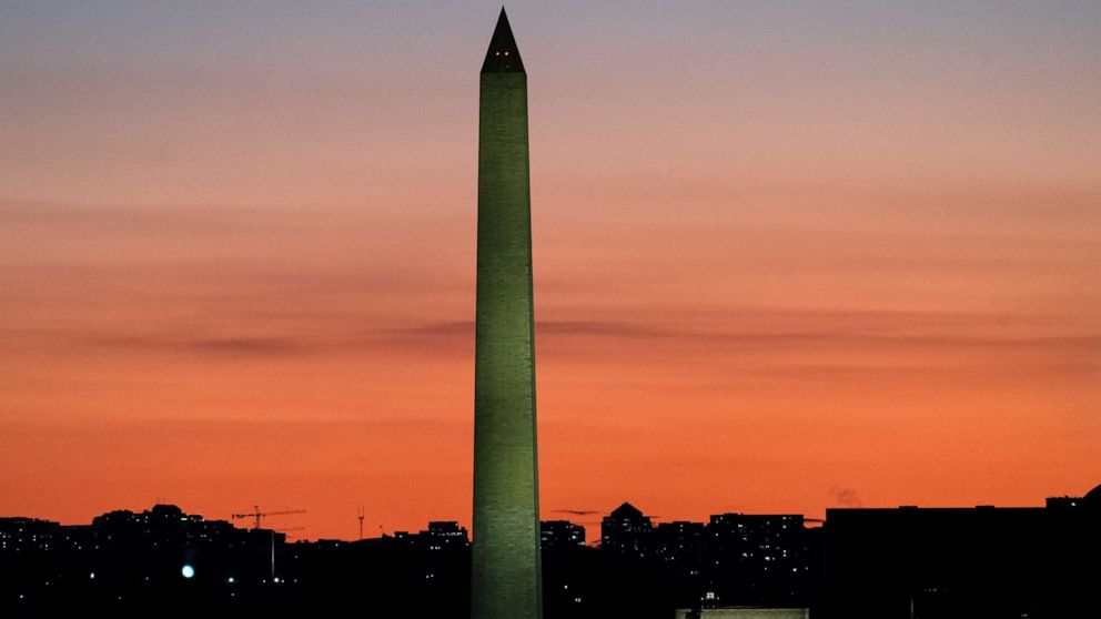 Washington Monument vandalized; suspect in custody