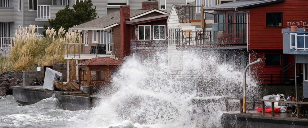 Washington State Braces For 2nd Storm 1 Day After Deadly