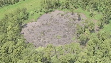 15 Foot Florida Sinkhole Swallows House Man Trapped Inside Video Abc