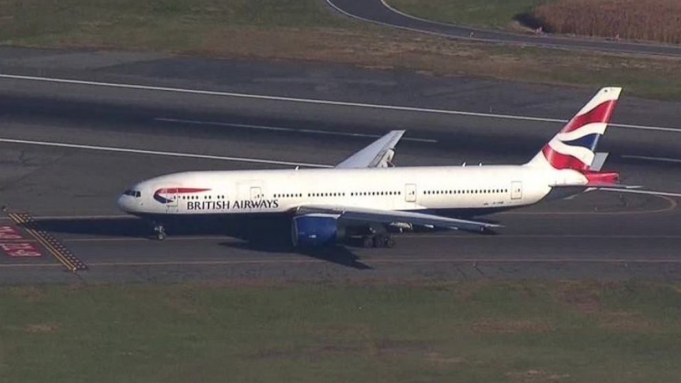 PHOTO: British Airways flight 213 from London to Boston sits on the tarmac at Logan International Airport in Boston on Nov. 17, 2015.