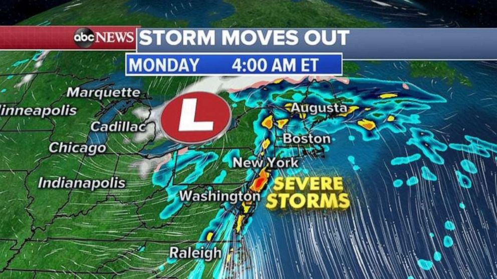PHOTO: The East Coast storm began moving farther east very early Monday morning.
