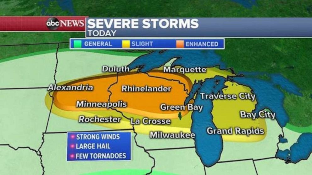 PHOTO: The Upper Midwest could see tornadoes on a day other spots in the country see record highs.