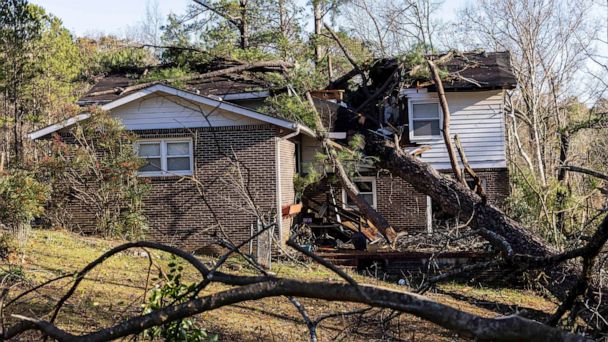 Severe weather updates: Mother, son killed after dozens of tornadoes in the South
