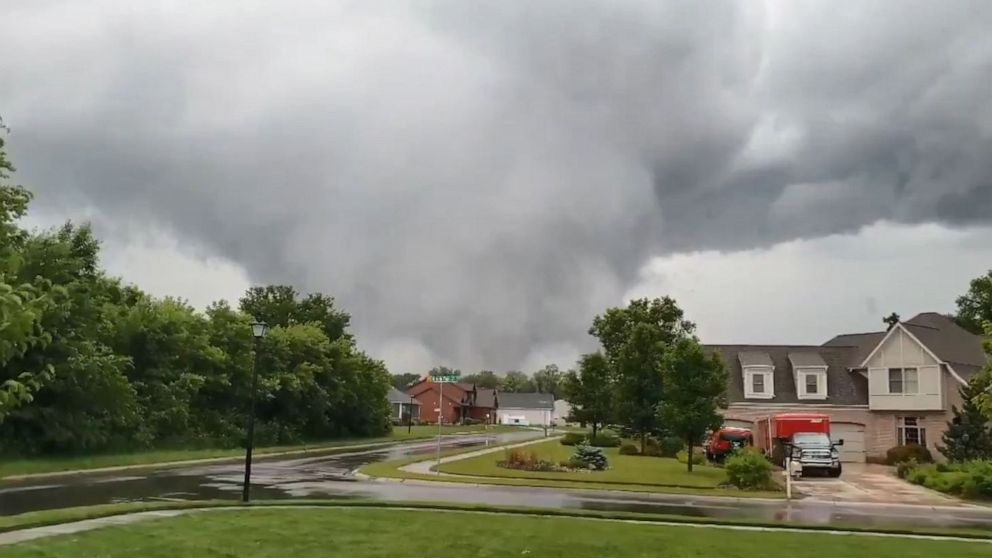 Severe weather threatens 50 million from Wisconsin to ABC7