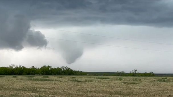 Severe weather expected in the Heartland as high temperatures near records - Vimarsana News