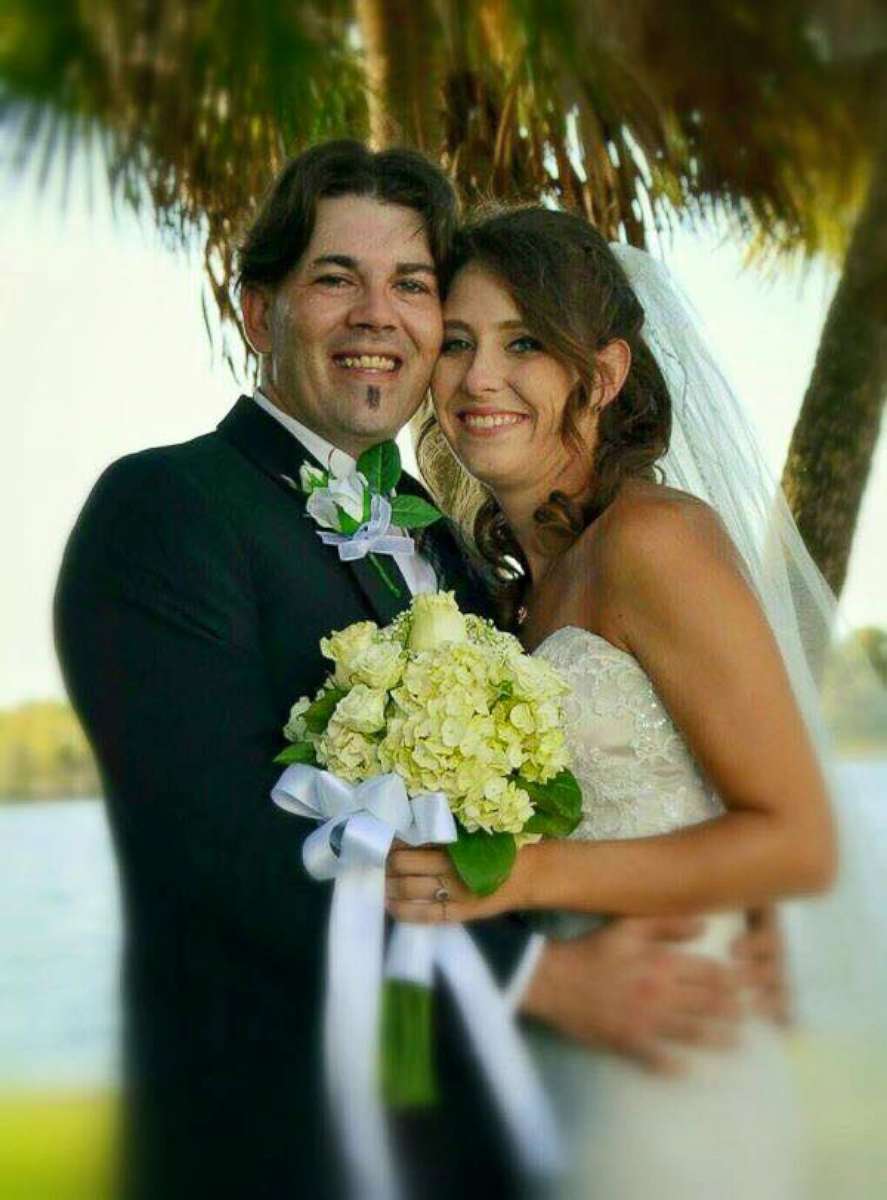 PHOTO: Robert Lee Cooper and Ariel Vanessa Prim are pictured in their wedding photo. 