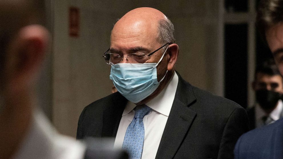 PHOTO: Trump Organization's former Chief Financial Officer Allen Weisselberg leaves the courtroom, Nov. 15, 2022, in New York.
