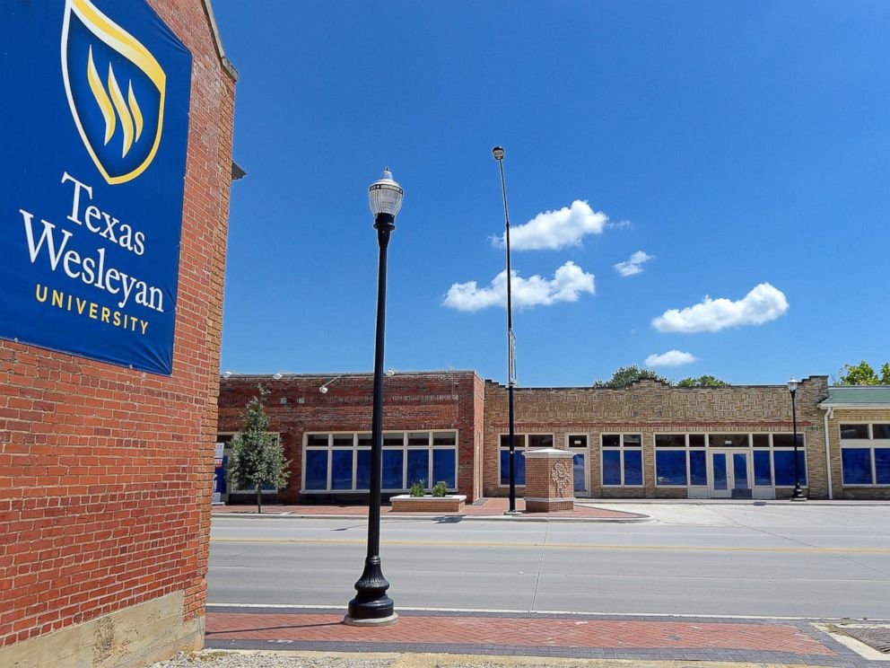 PHOTO: Texas Wesleyan University officials announced the firing Thursday of baseball coach Mike Jeffcoat over a controversial email he sent to a high school senior in Colorado.