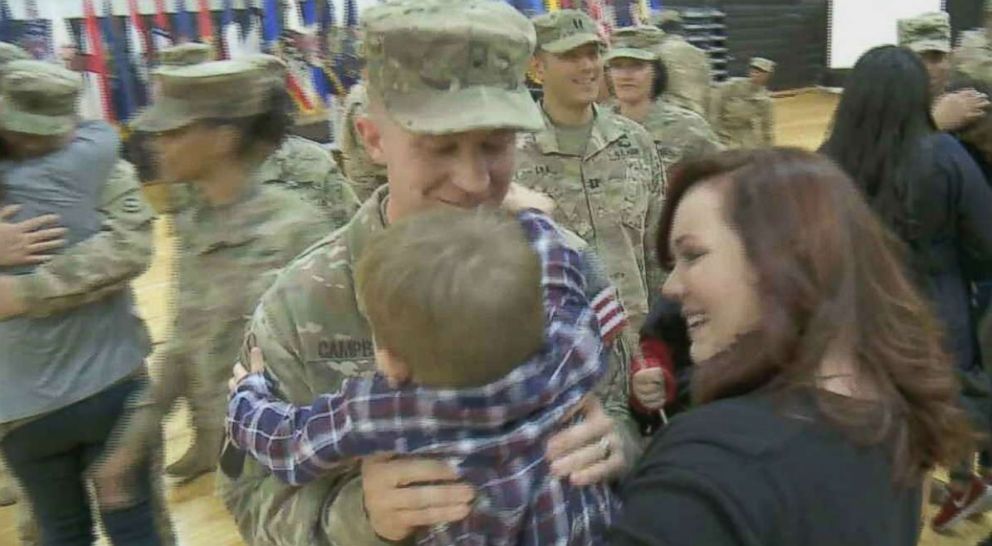 PHOTO: Army solider Chris Campbell returned to Fort Knox Wednesday after being deployed for the first time since he became a father. 