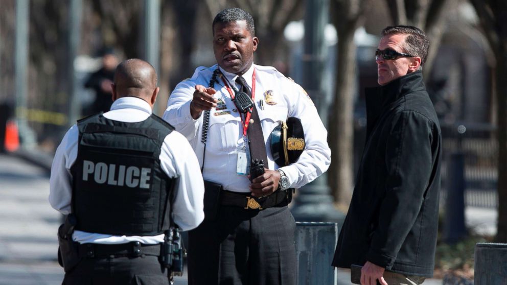 Police are seen outside the White House as several blocks are closed down by the United States Secret Service, March 3, 2018 in Washington, D.C.