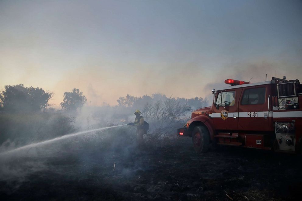 More Wildfires Erupt As Ferocious Winds Hit Southern California Good   Wildfire 18 Ap Er 191031 HpEmbed 3x2 992 