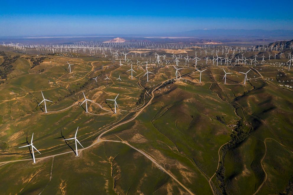 PHOTO: Alta Wind's windmills produce renewable energy in Mojave Desert outside of Lancaster, Calif., May 5, 2020.