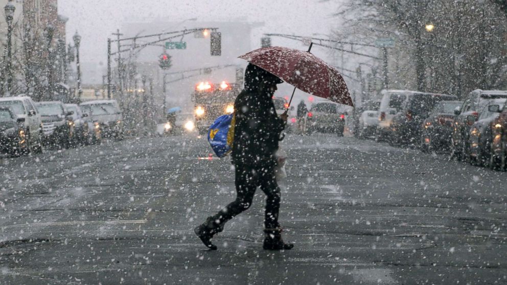 Nor'easter Leaves 1 Dead After Pummeling Northeast With Heavy Snow ...