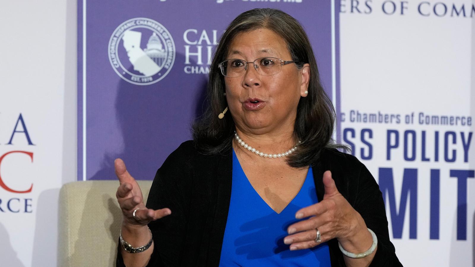 Another Democrat exits crowded campaign for California governor