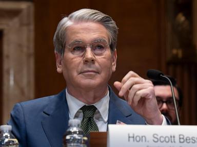 US imposes sanctions on a China-based oil refinery and 40 shippers over Iranian oil