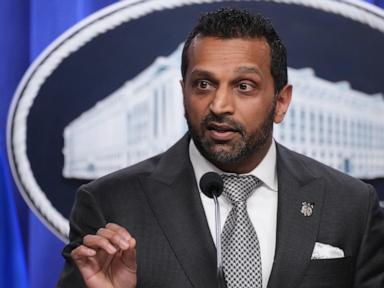 New York Times, FBI'nin muhabiri, yönetmen Kash Patel'in kız arkadaşıyla ilgili makaleden sonra araştırdığını söylüyor.