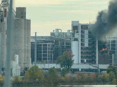 Explosion and fire erupt at Quaker Oats plant in Cedar Rapids, Iowa; no injuries