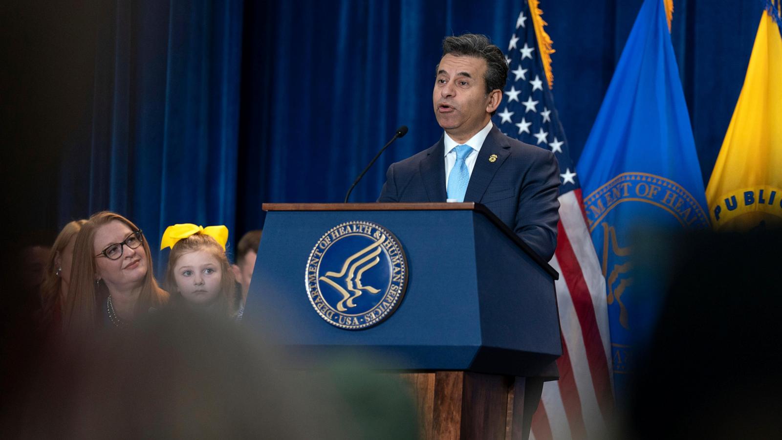 FDA panel debates COVID vaccine recipe as questions swirl about fall shots