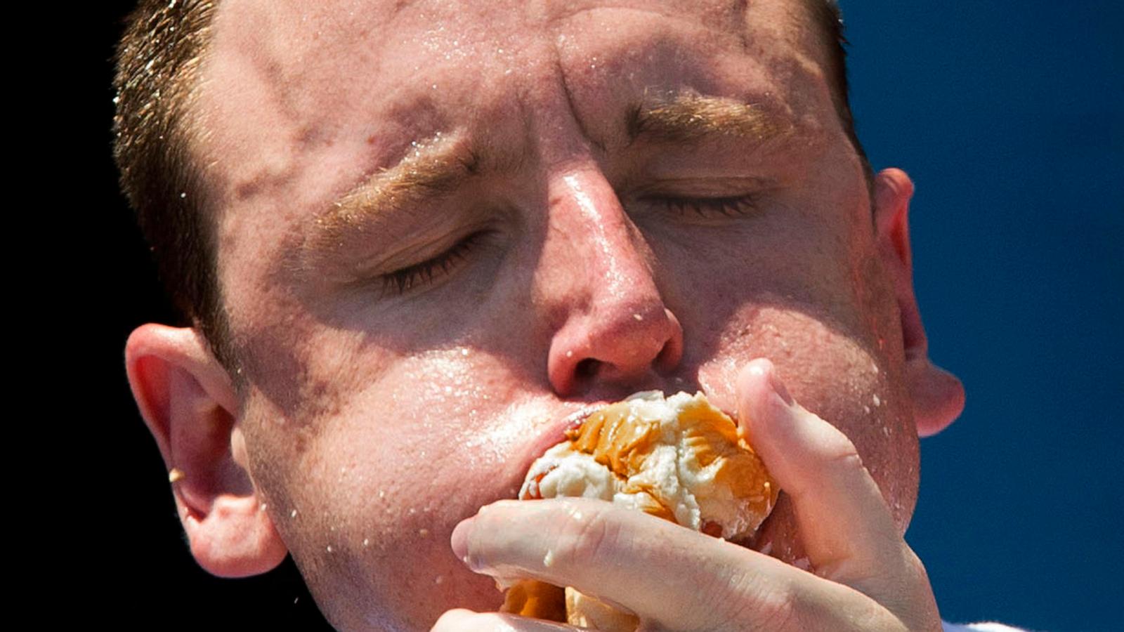 Joey Chestnut hopes for comeback victory in Nathan's Famous hot dog eating contest