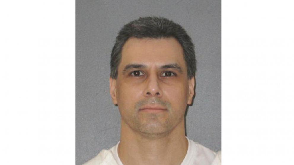 Experts say delaying the execution of a death row inmate in Texas was not the norm for the Supreme Court