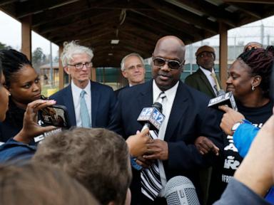 Curtis Flowers, a Black man whose death sentence was tossed by Supreme Court, dies in Mississippi